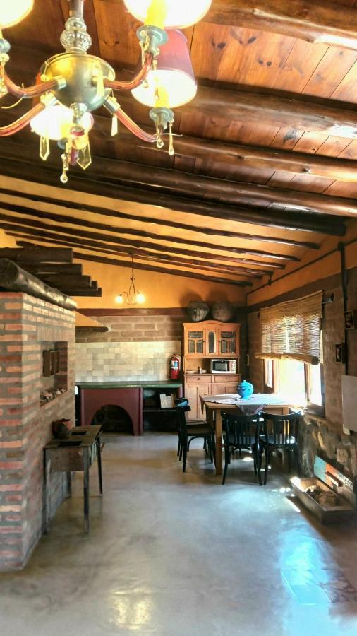 Miraluna Bodega Boutique Cachi Bagian luar foto