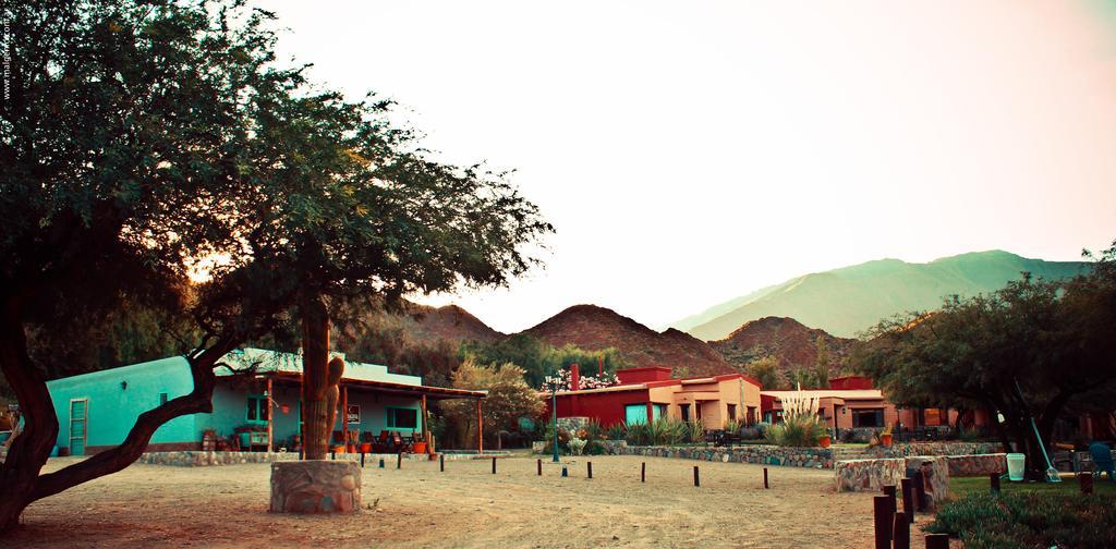 Miraluna Bodega Boutique Cachi Bagian luar foto